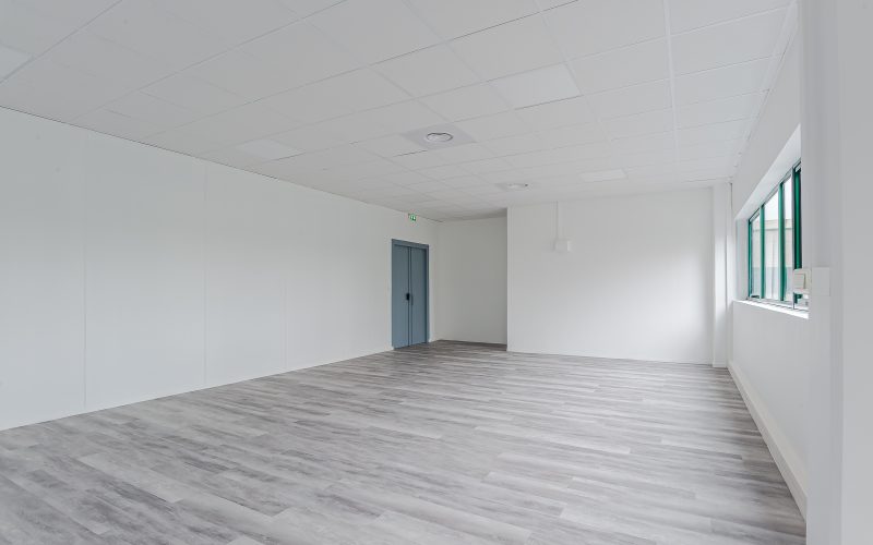 Entrepôt & bureaux 
            206 m² et 406 m², GENNEVILLIERS – 86 rue Paul Vaillant Couturier & 8 rue Traversière